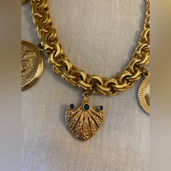 JBK Jacqueline Kennedy Charm Bracelet - Picture 9 of 16